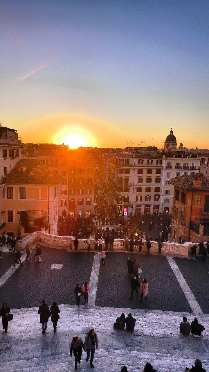 #Rome, media 8