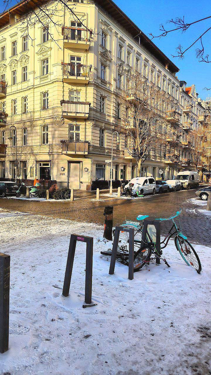 #Berlin #Review, media 4