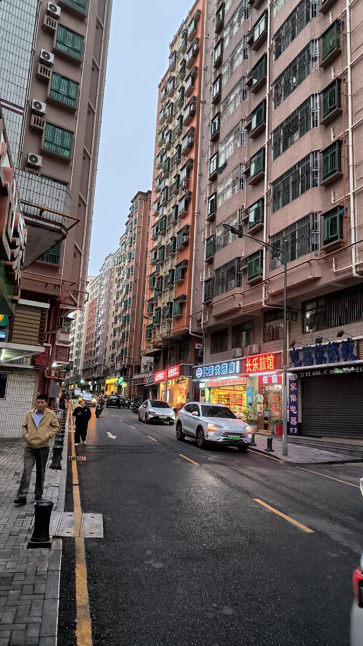 #Shenzhen, media 5