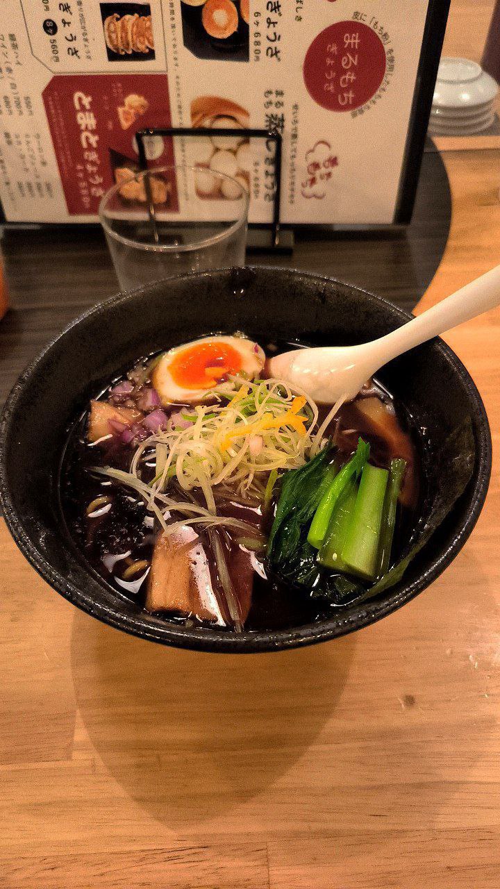 #Tokyo, media 9