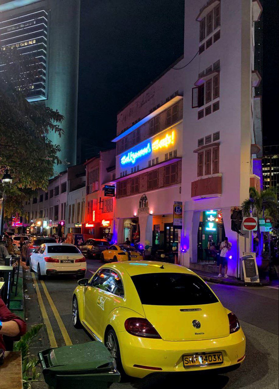 A subscriber sent some cool photos from Singapore., media 3