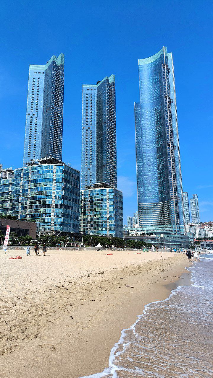 #Busan, media 1