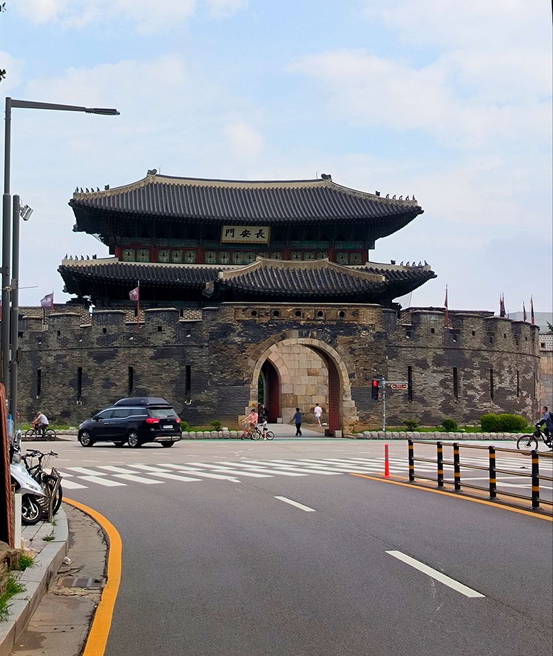 #Seoul #Suwon, media 1