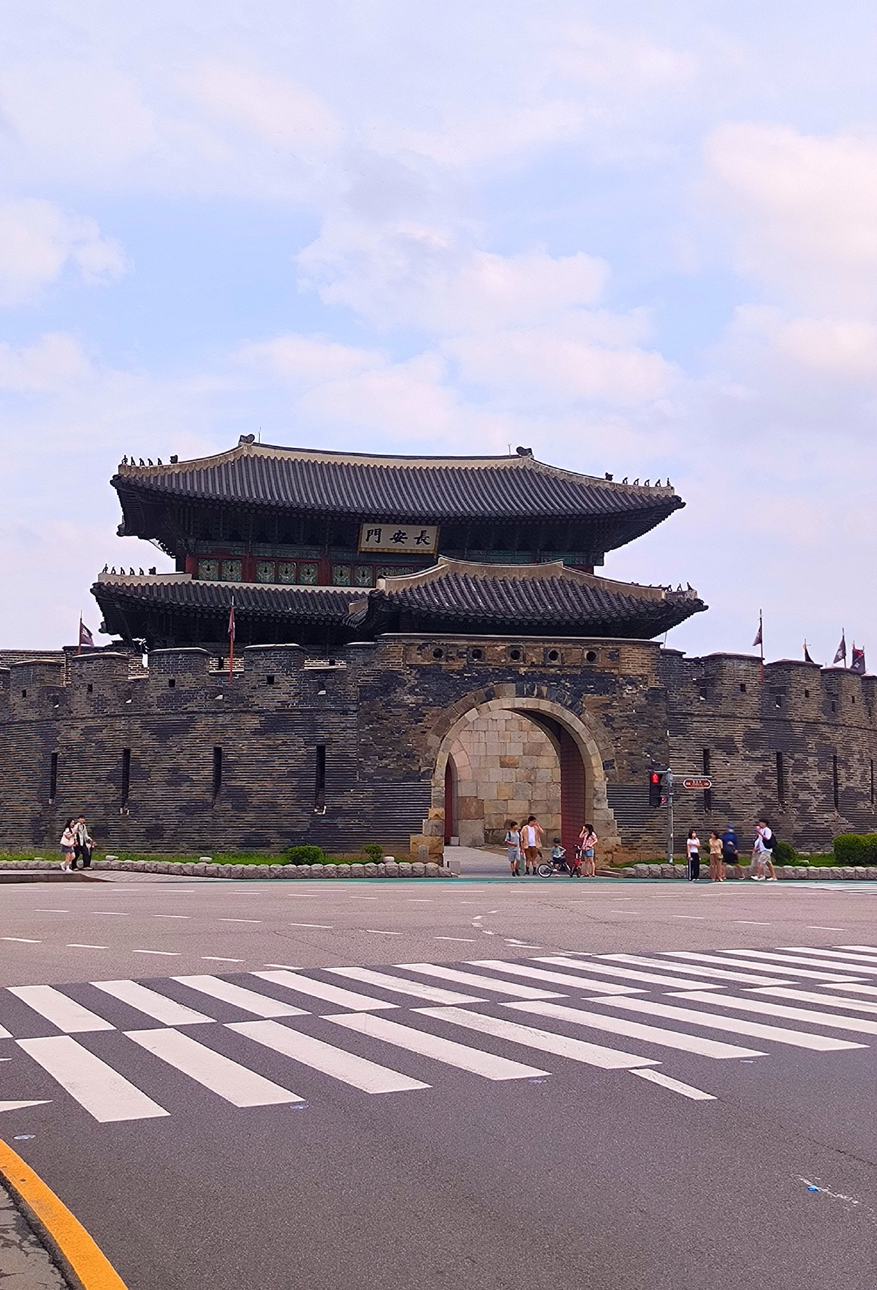 #Seoul #Suwon, media 1