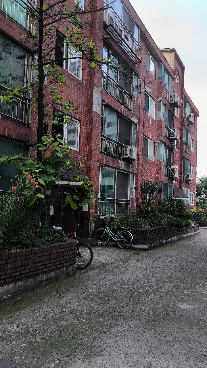 #Seoul, media 1