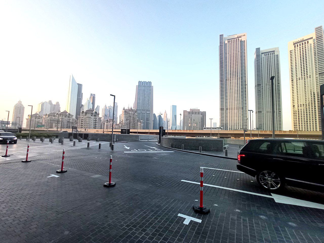 #Dubai, media 1