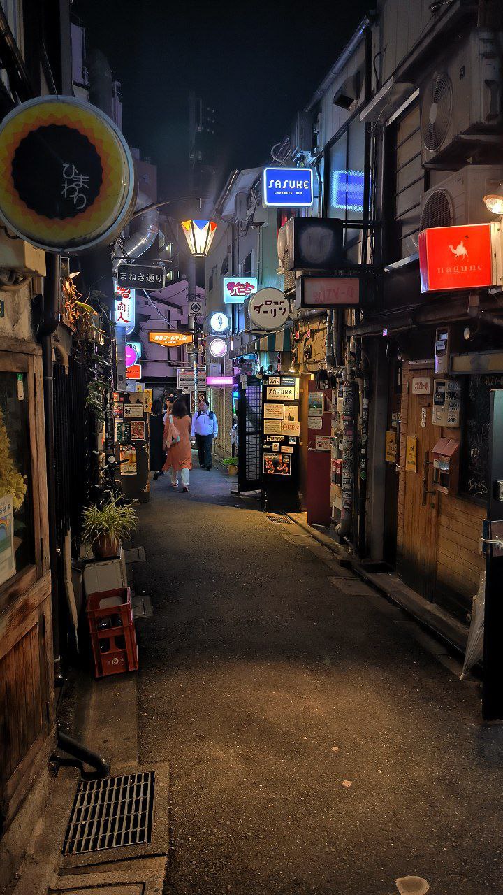 #Tokyo, media 4