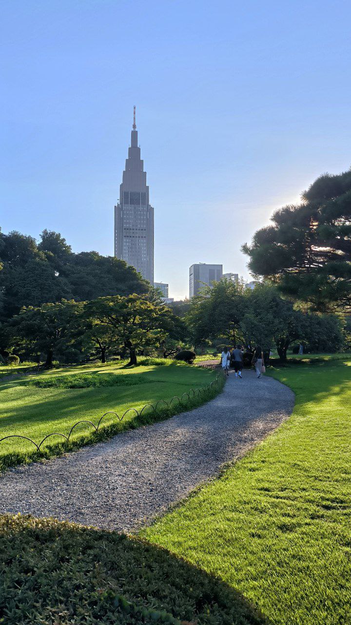 #Tokyo, media 4