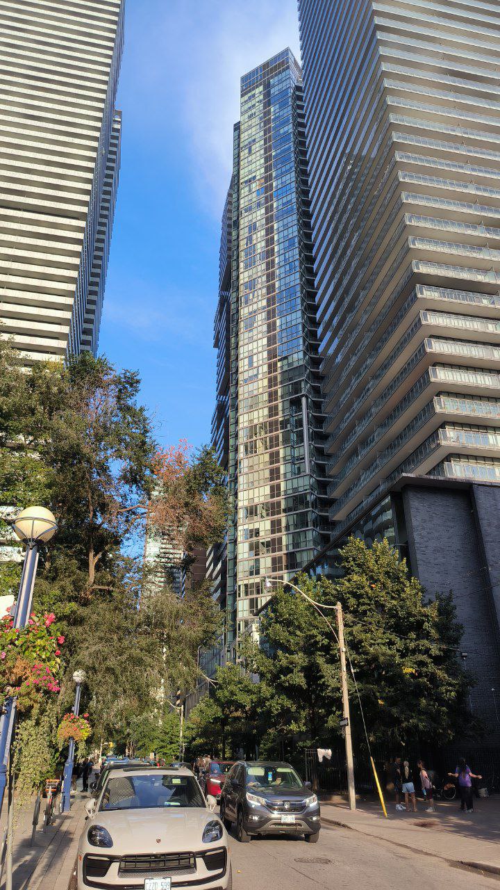 #Toronto, media 1