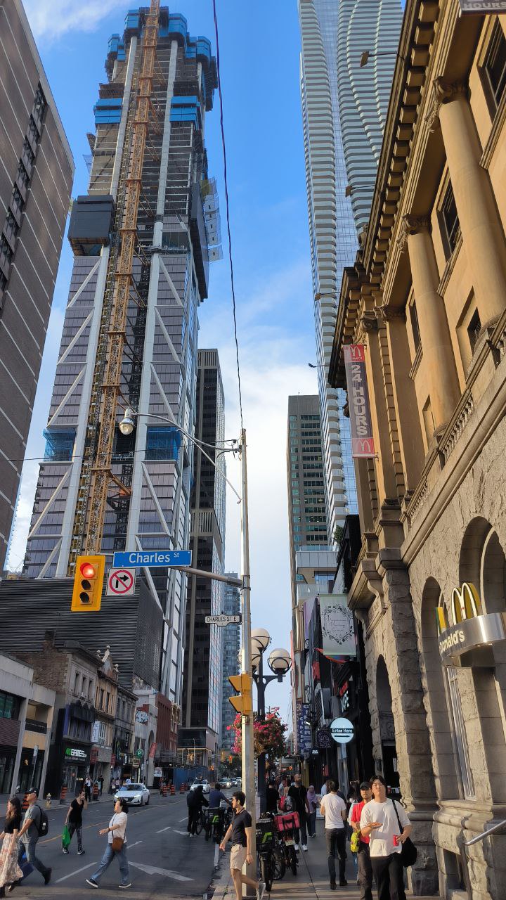#Toronto, media 2