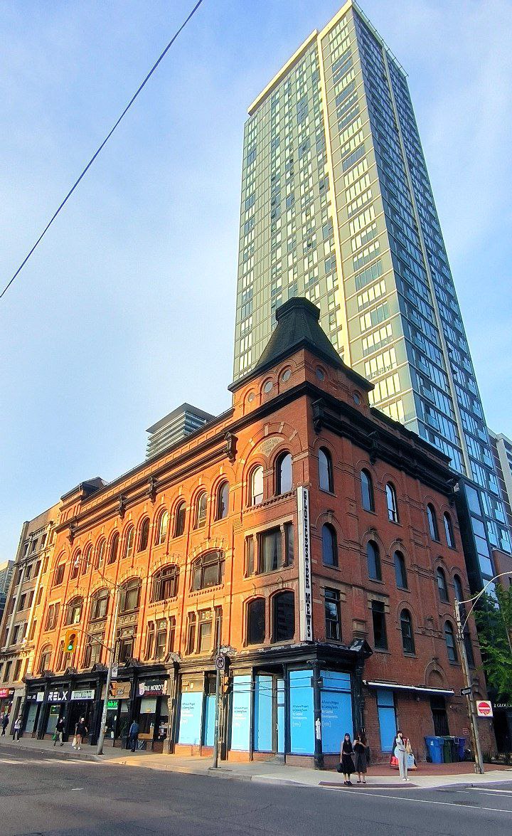 #Toronto, media 4