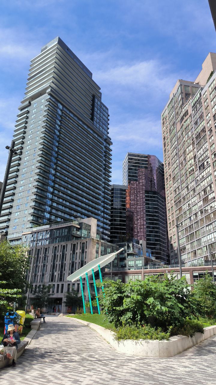 #Toronto, media 2