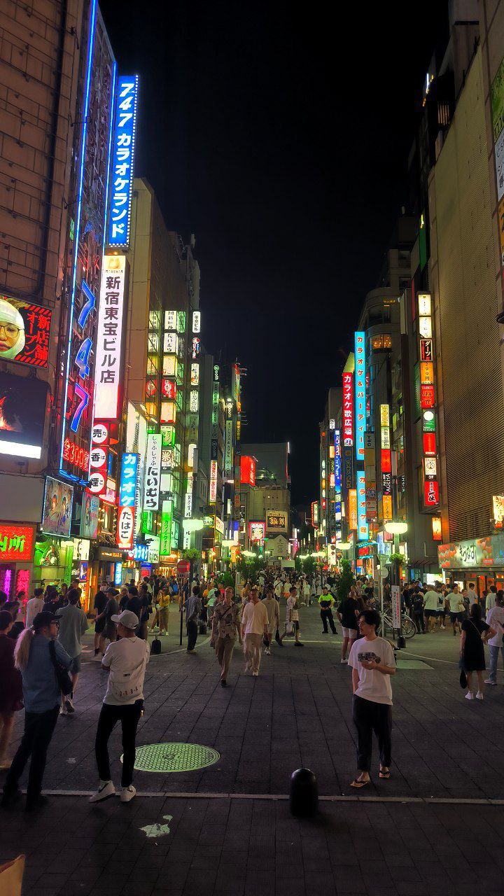 #Tokyo, media 7