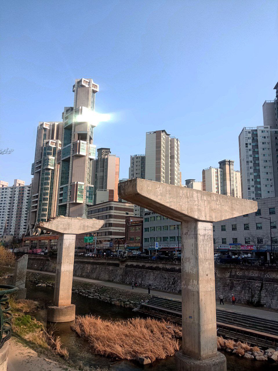 #Seoul, media 1