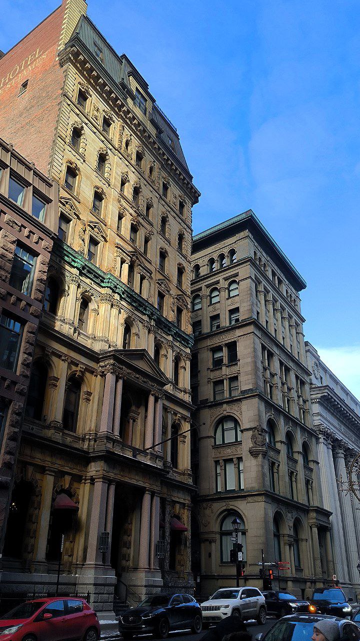 #Montreal, media 6