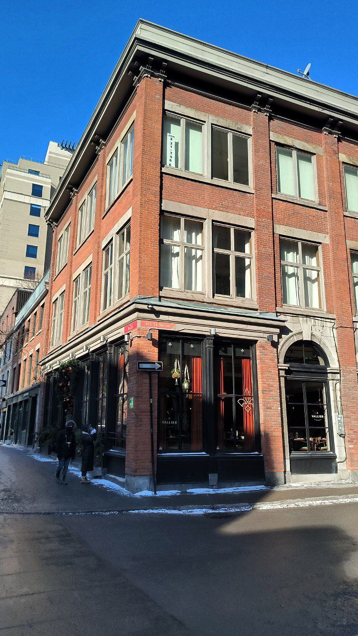 #Montreal, media 4