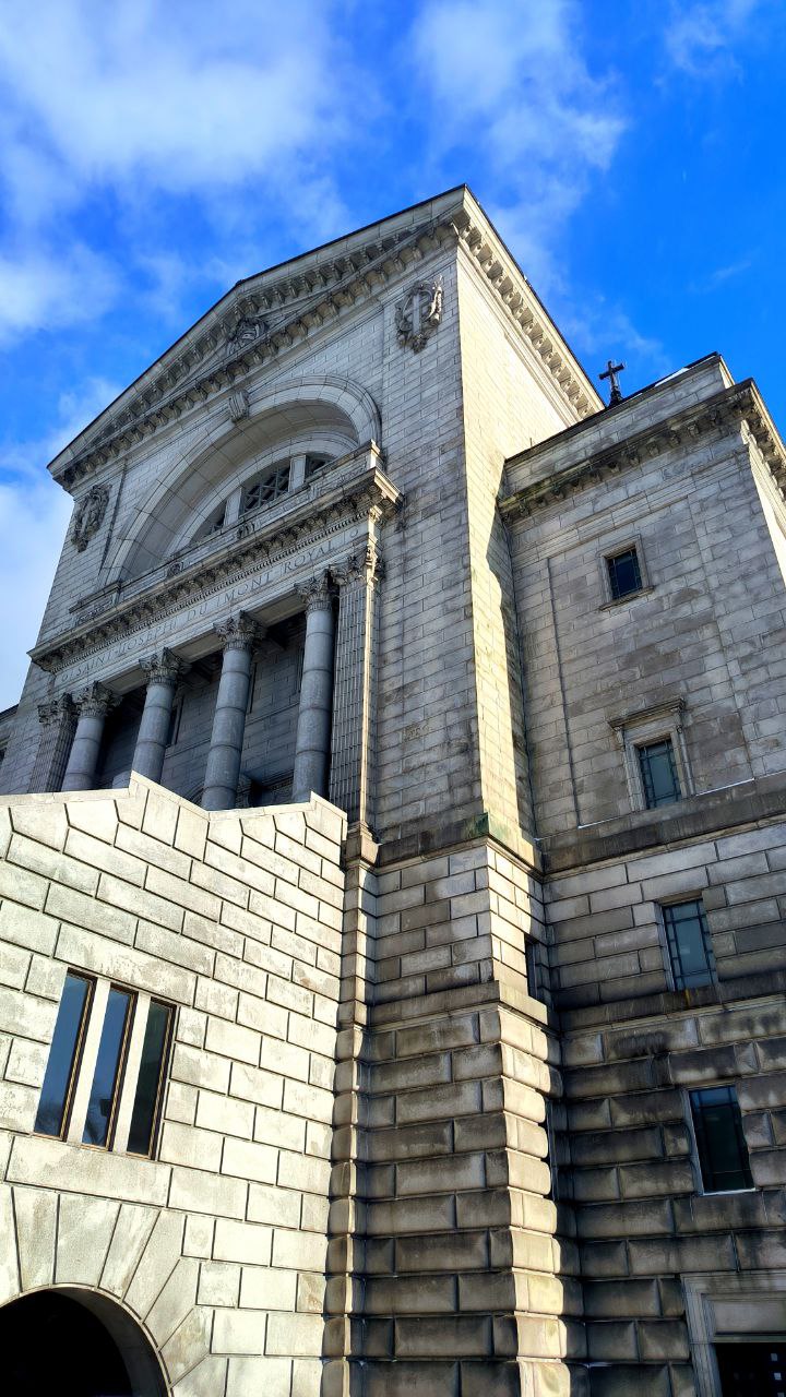 #Montreal, media 3