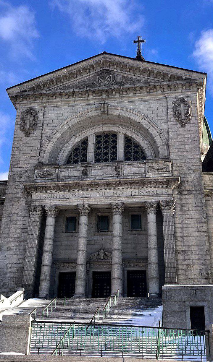 #Montreal, media 4