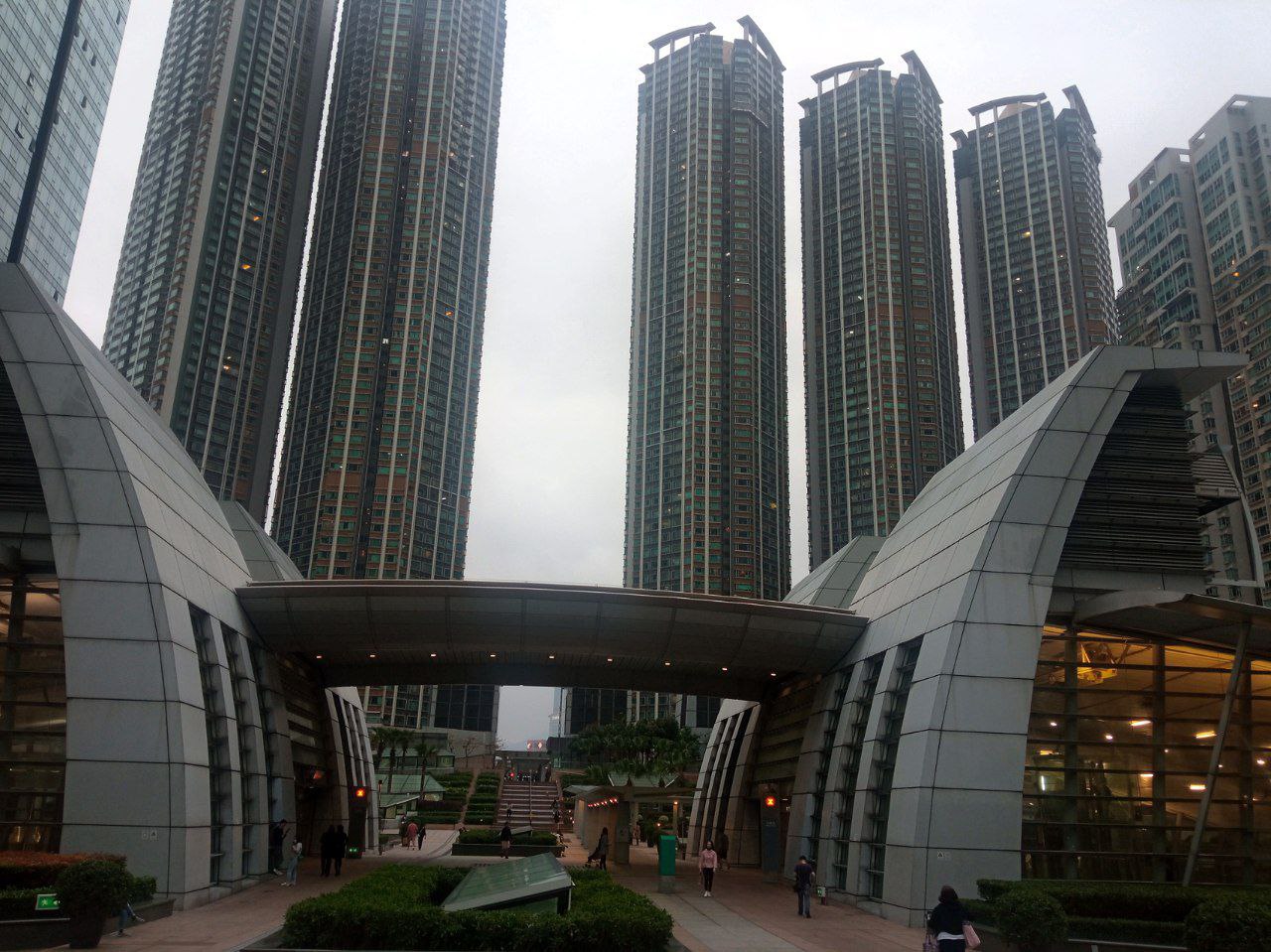#HongKong, media 1