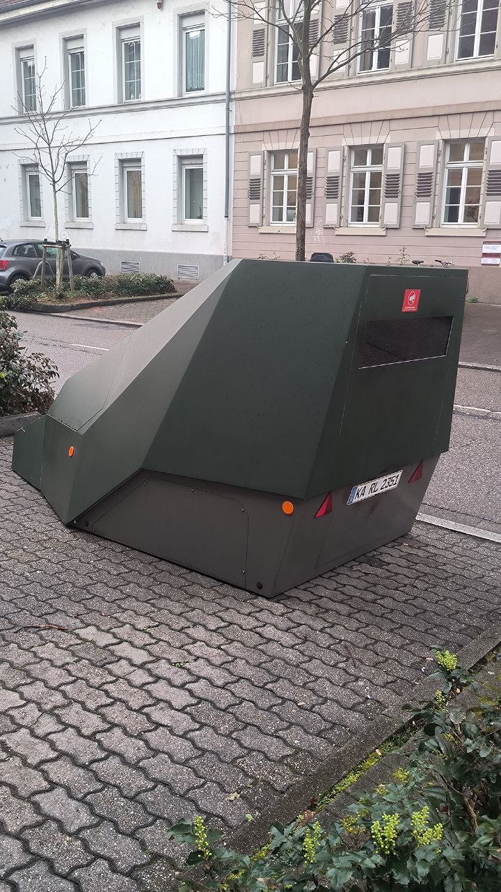 #Karlsruhe, media 1