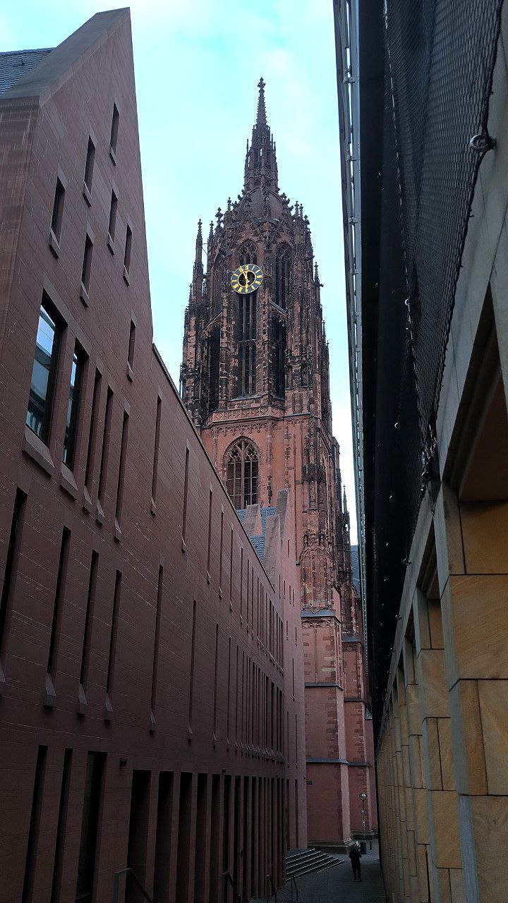 #Frankfurt, media 3