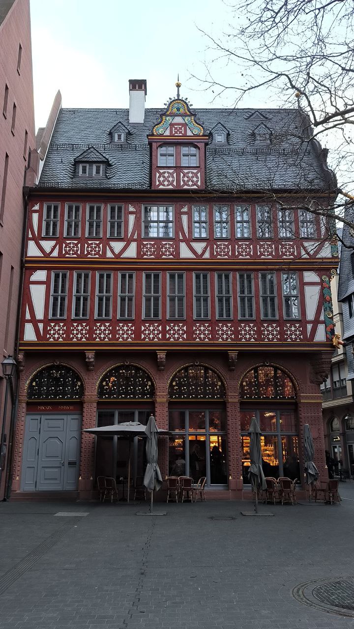 #Frankfurt, media 4