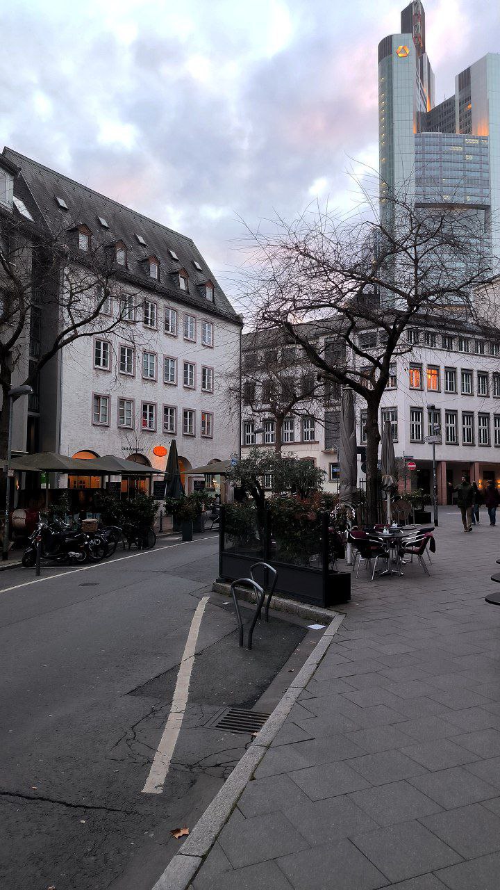 #Frankfurt, media 4