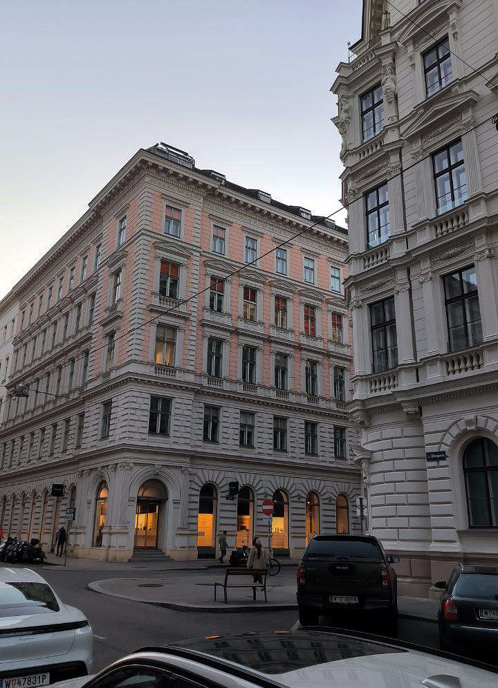 The next city on my European route was the capital of Austria - #Vienna., media 5