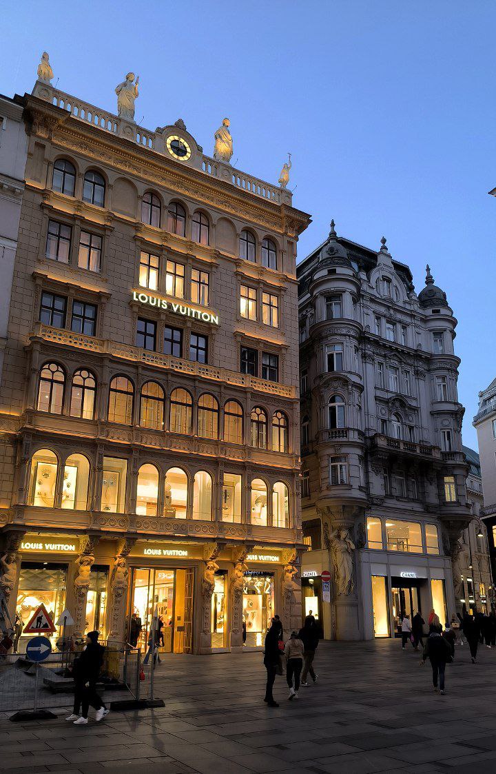 #Vienna, media 4