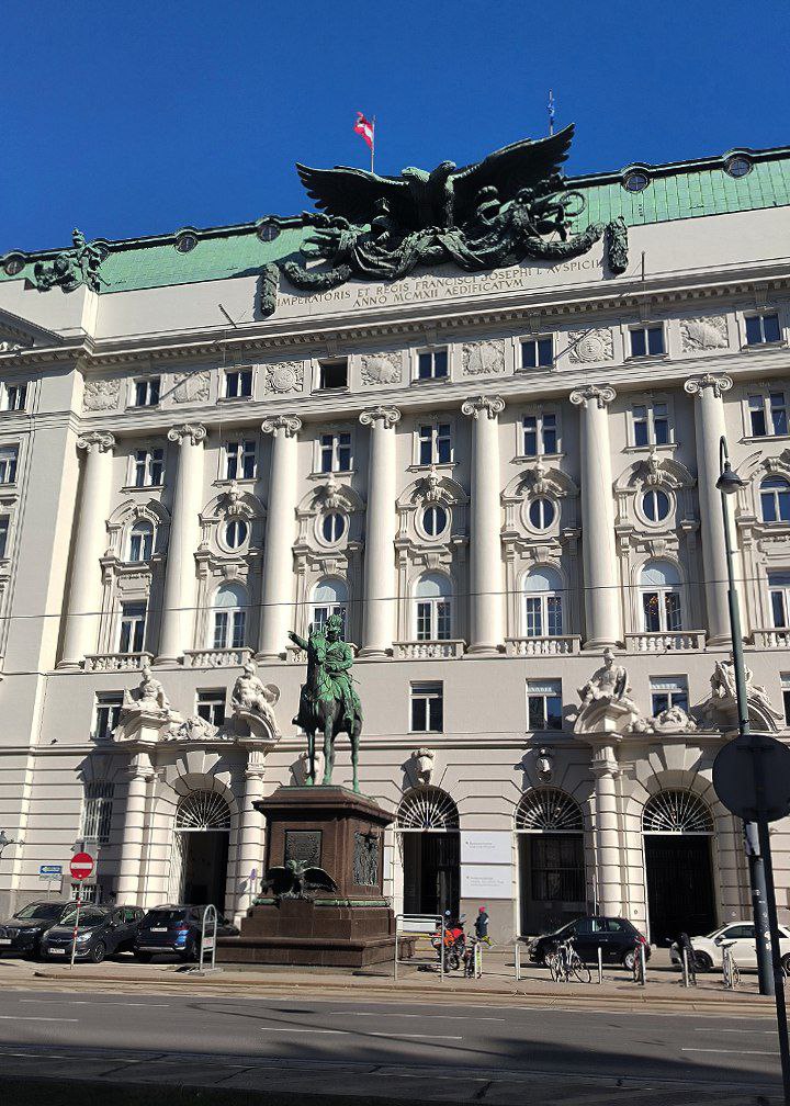 #Vienna, media 4