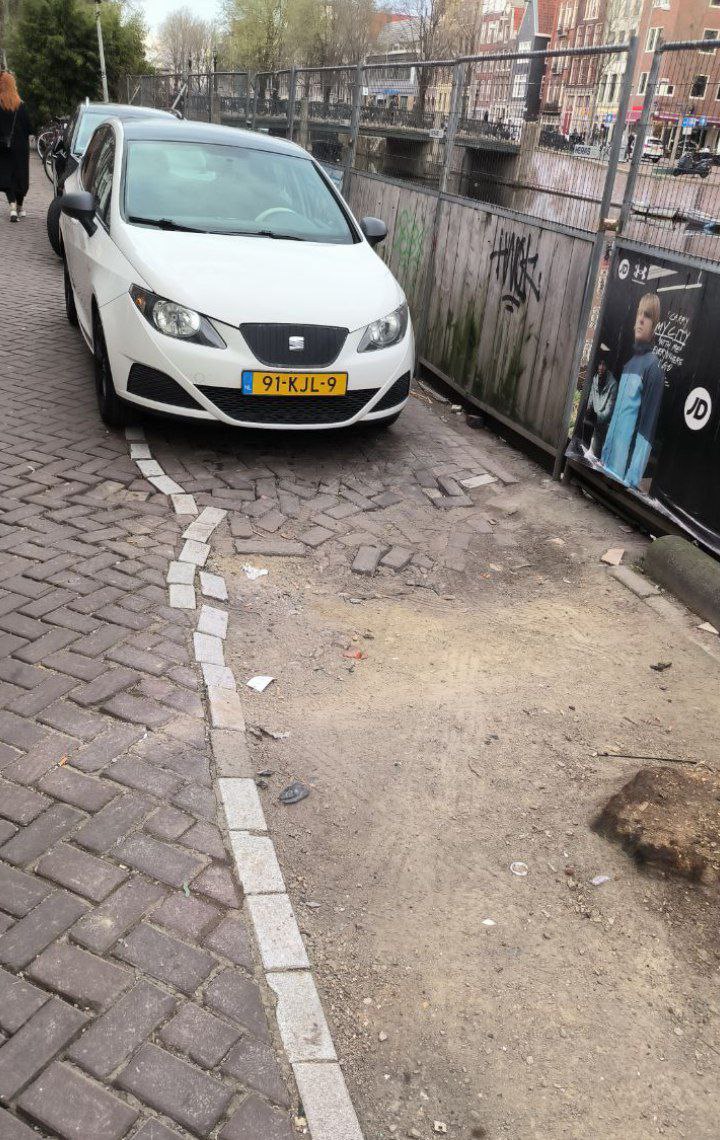 #Amsterdam and the problems with trash, media 1