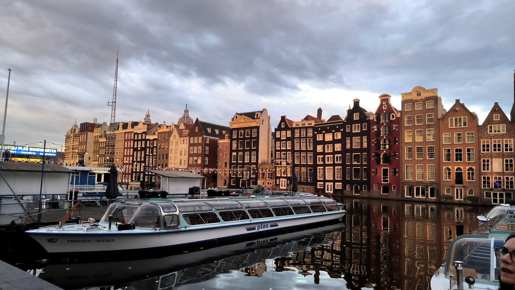 #Amsterdam #Review, media 1