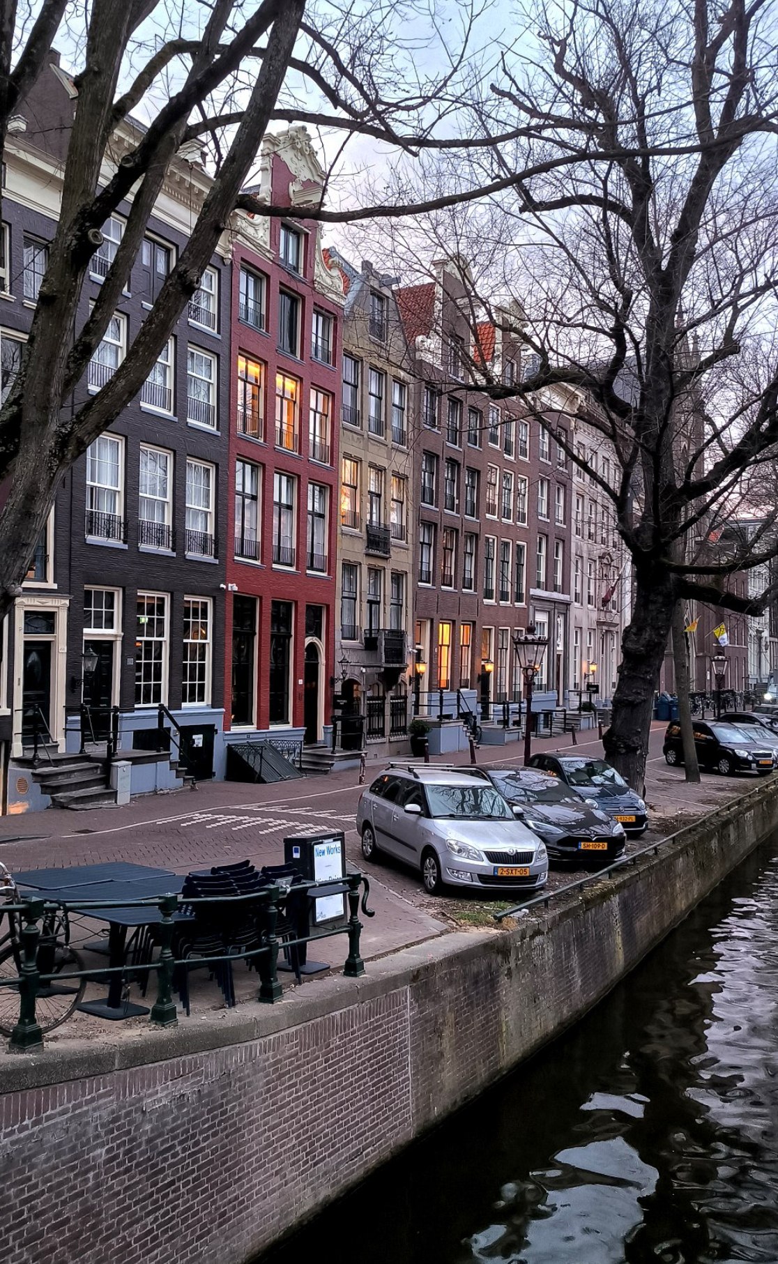 #Amsterdam #Review, media 2