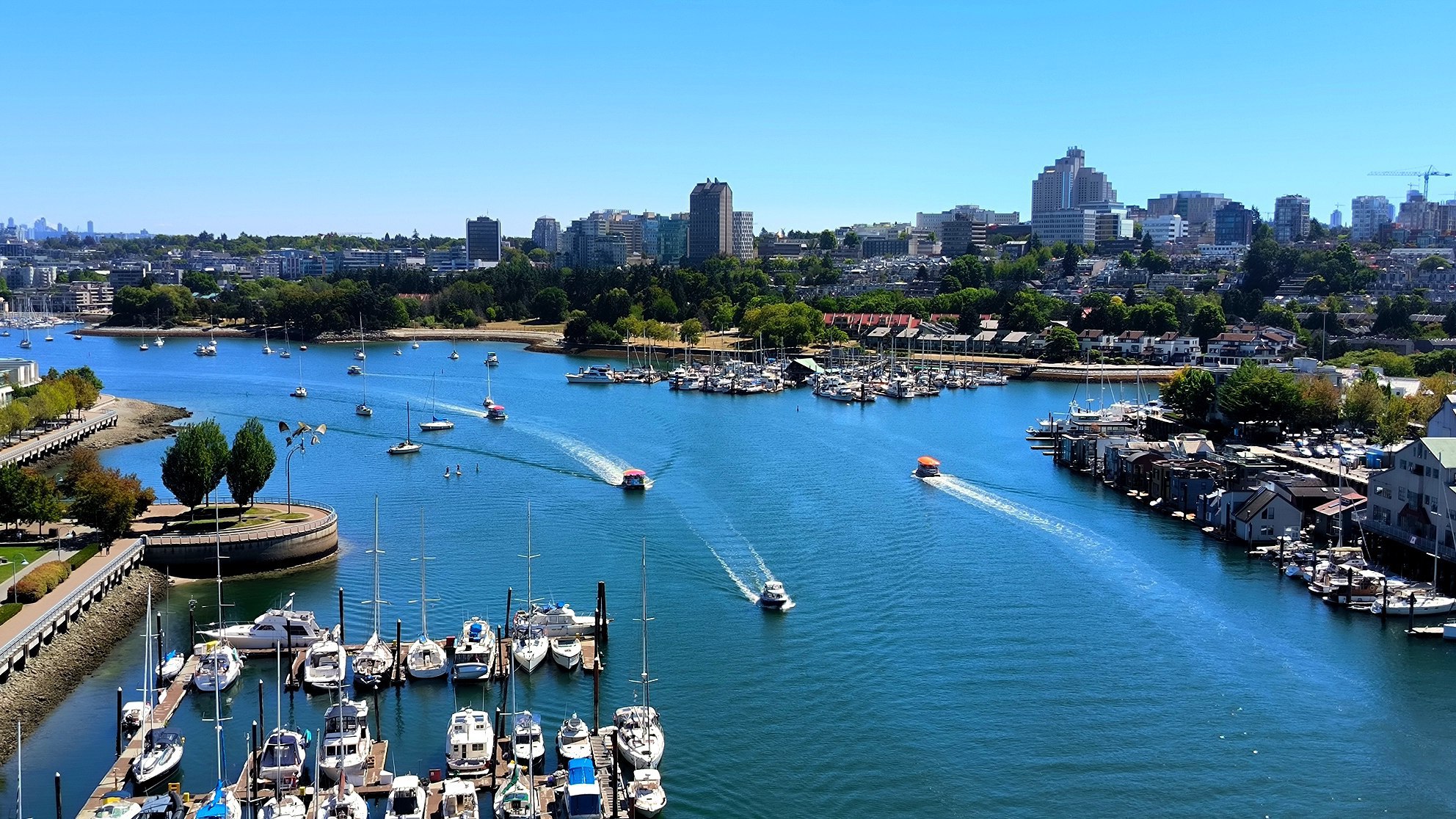 #Vancouver, media 3