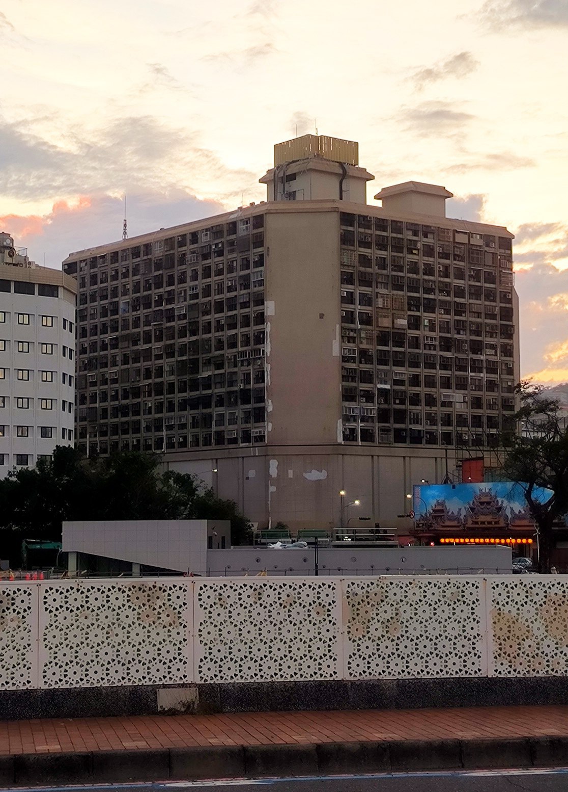 #Gaoxiong will definitely be the sponsor of my architectural schizophrenia or depression., media 6