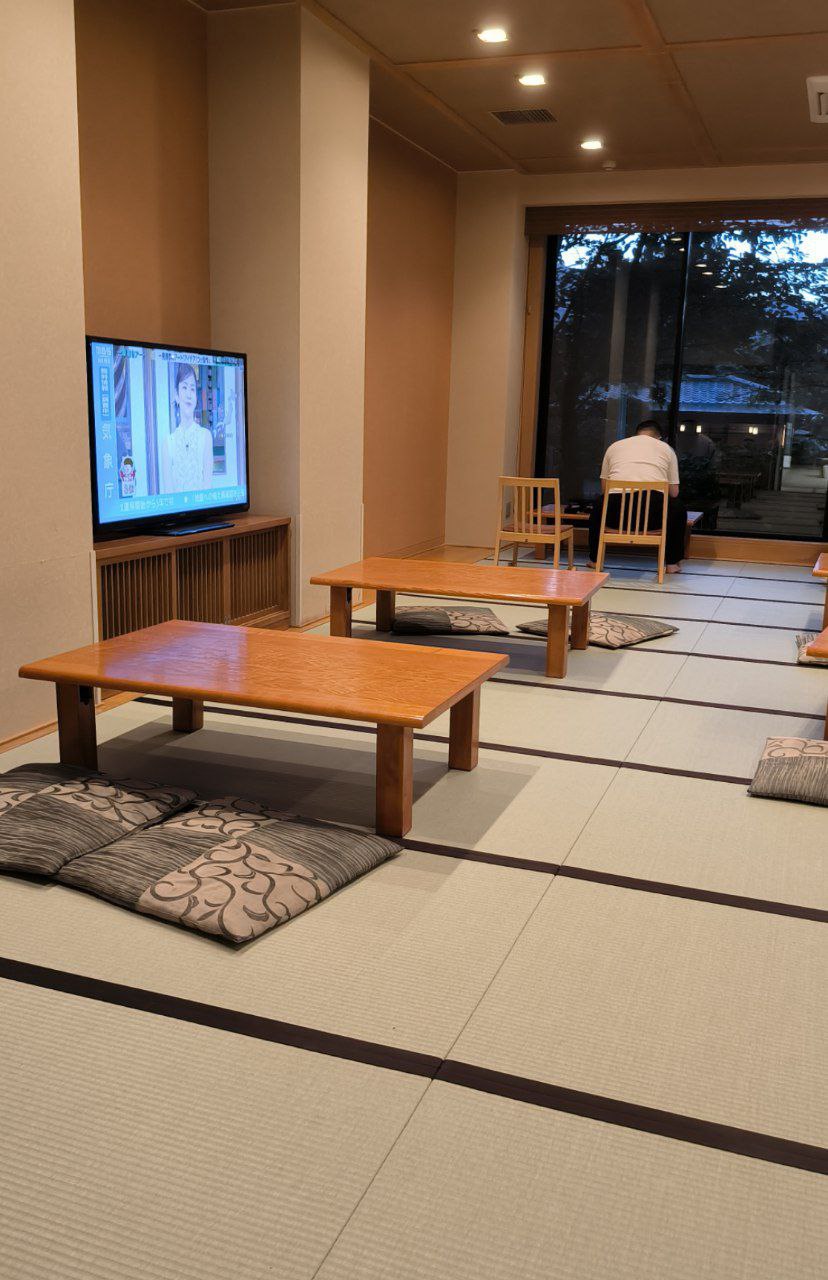 Here's a life hack for you if you're going to #Kyoto in the summer to climb mountains -…, media 4