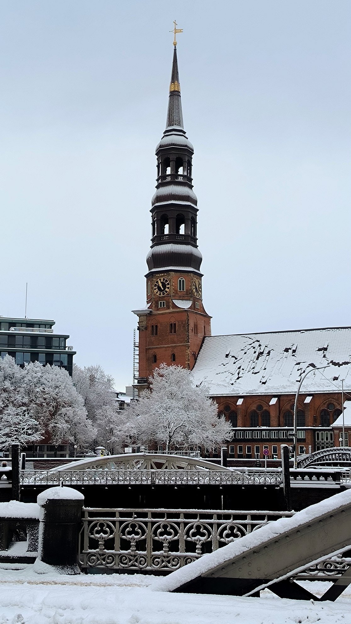 Of course, since the warehouse district of #Hamburg was declared a cultural heritage…, media 5