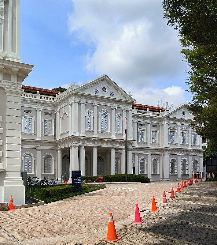 Colonial architecture in different parts of the city., media 4