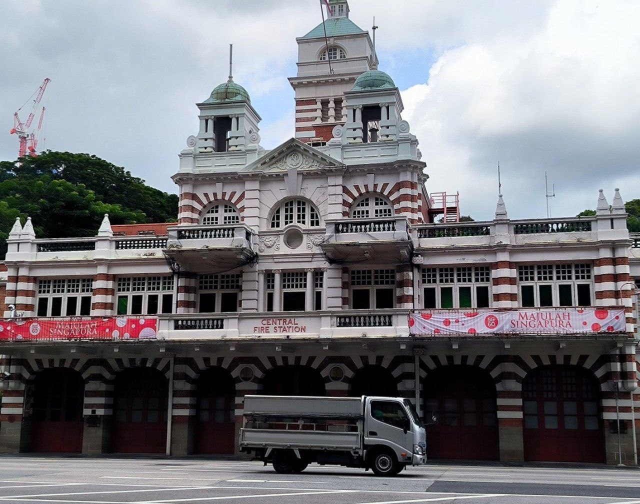Colonial architecture in different parts of the city., media 7