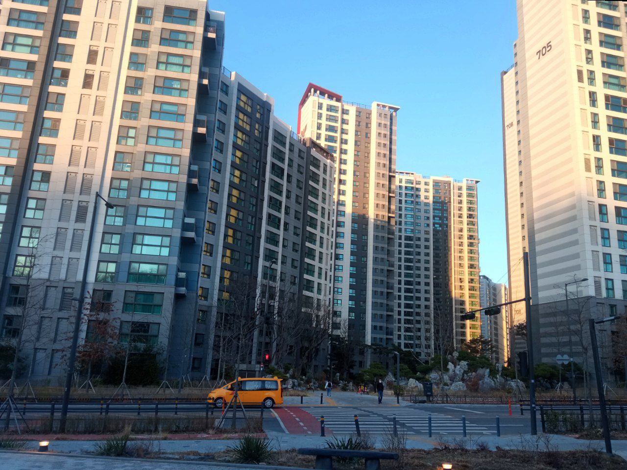 I suggest you assess the urban landscape for yourselves and see how differently it can…, media 4