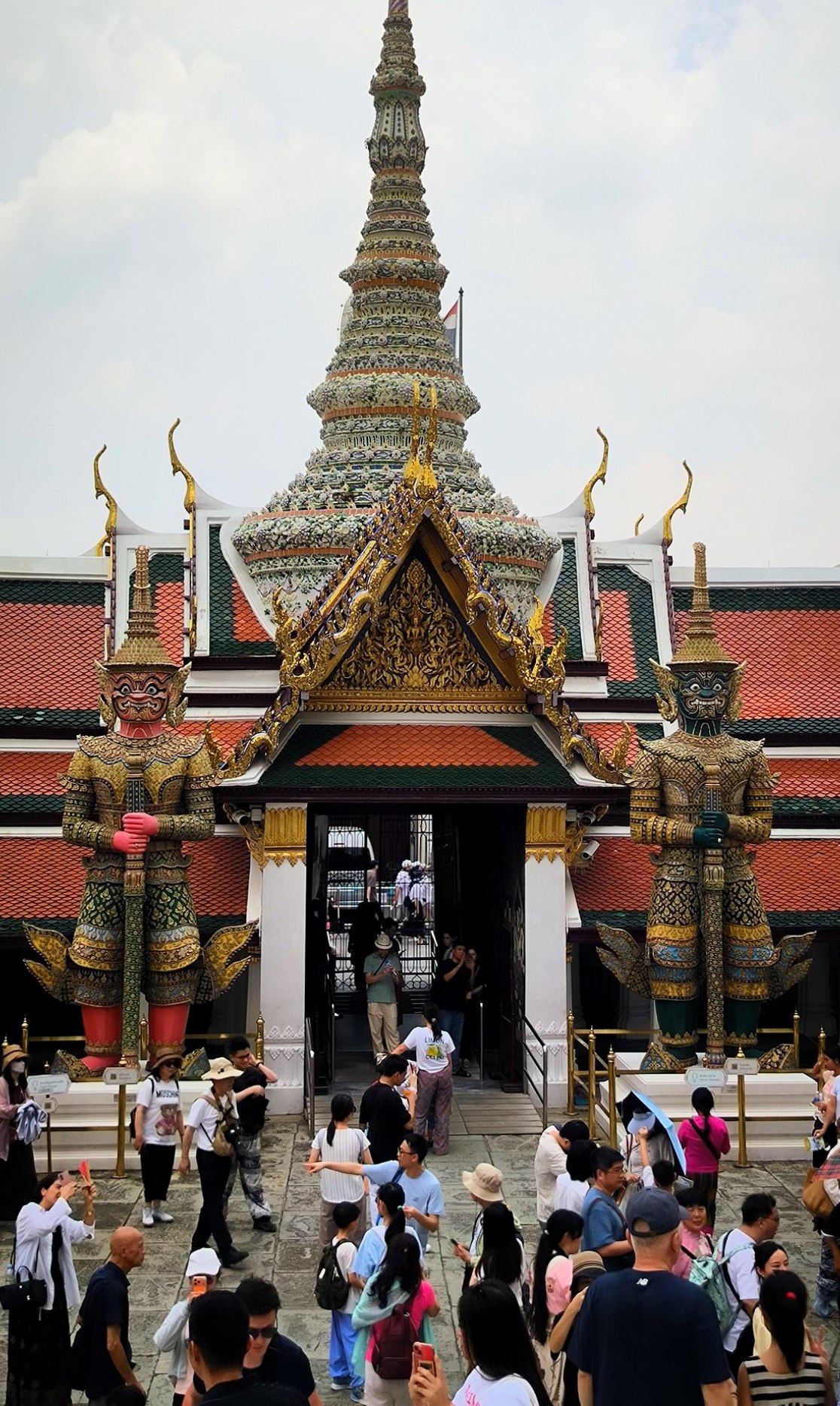 Finally, another completed quest in #Bangkok - the Temple of the Emerald Buddha at the…, media 8