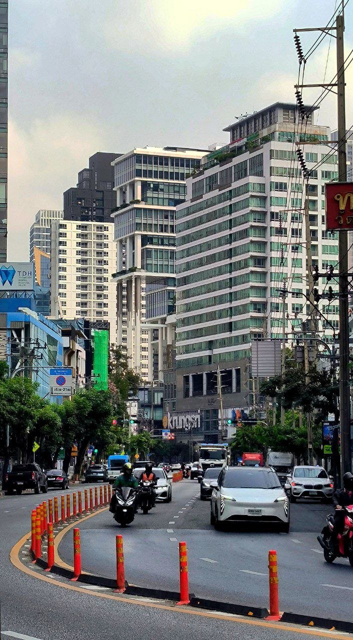 In conclusion of the trip, I want to say that I finally got to enjoy Bangkok after all…, media 1