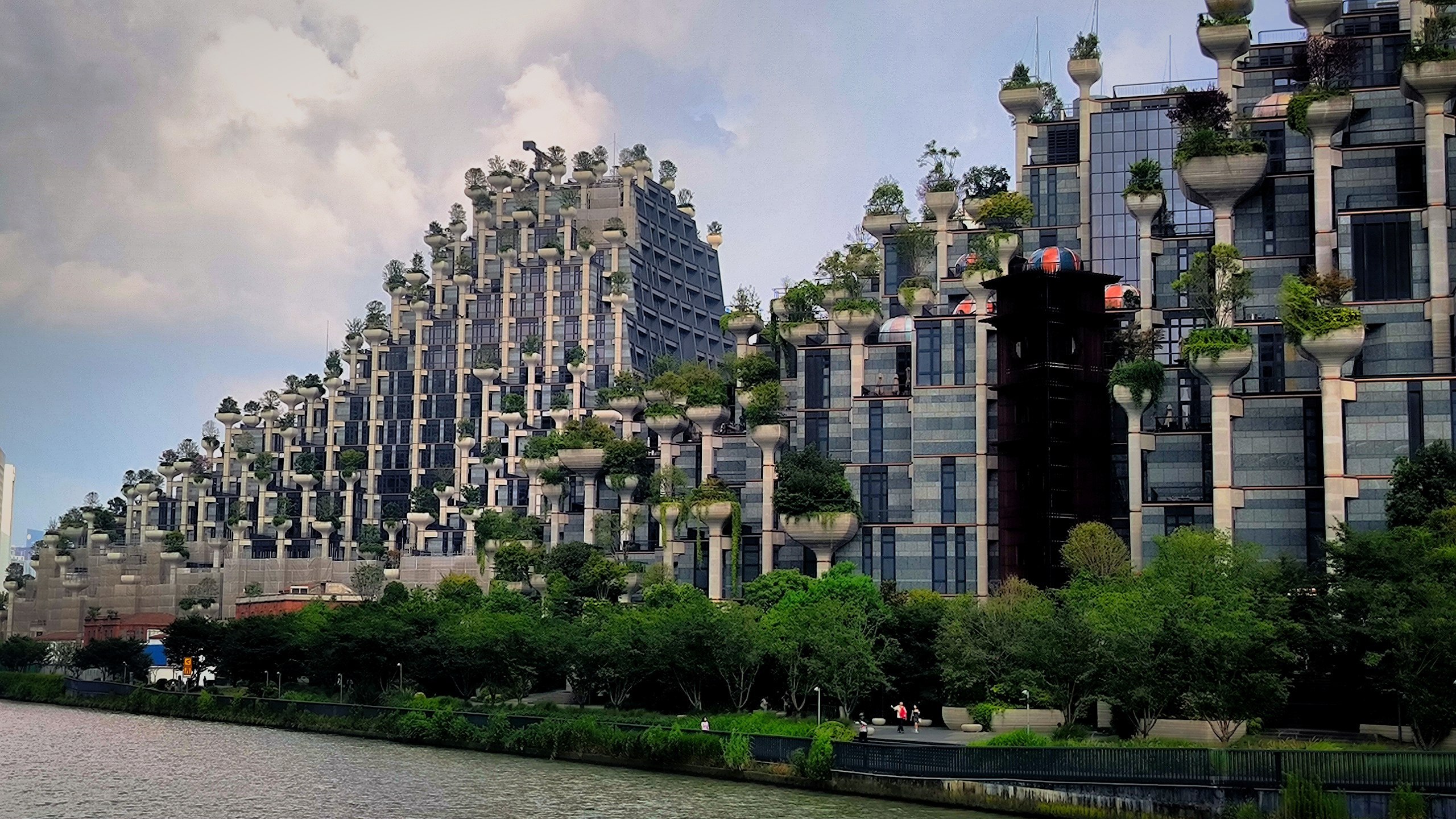 #Shanghai, media 4