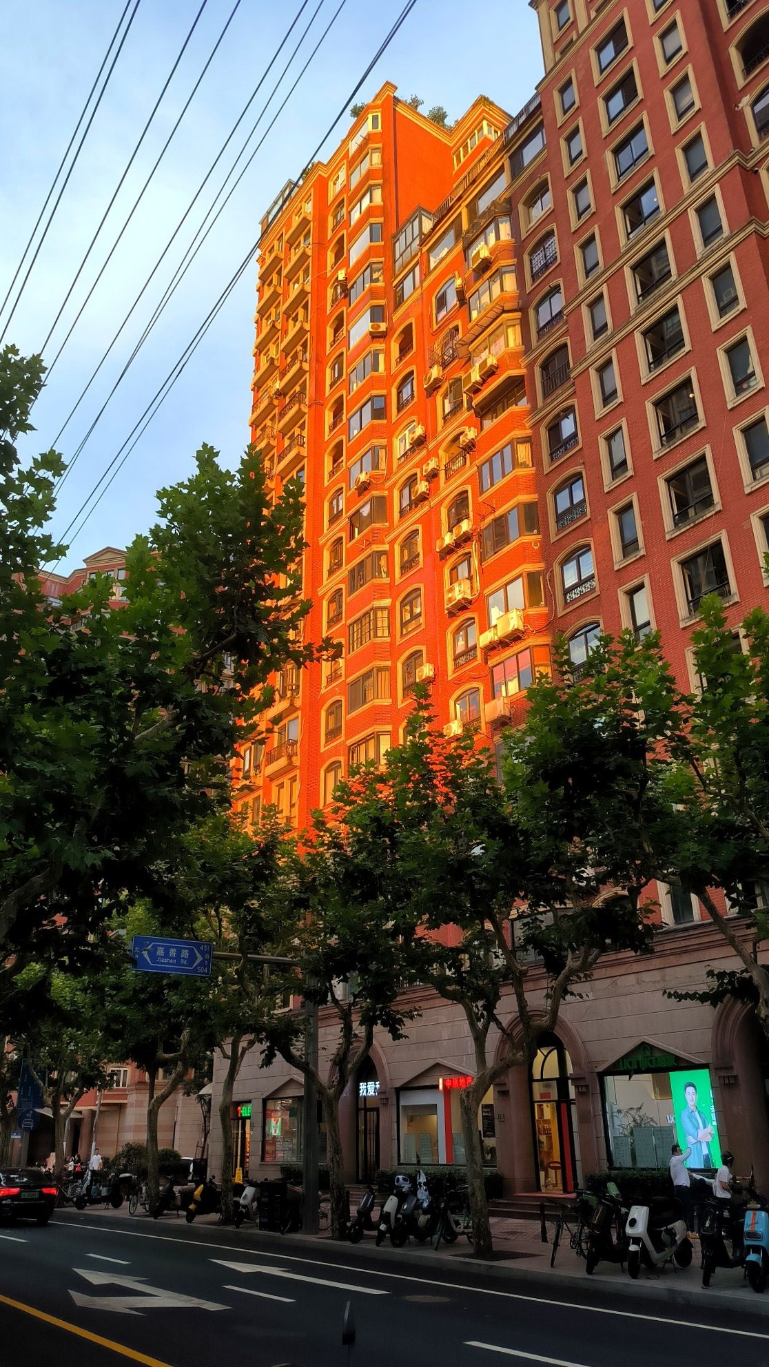 #Shanghai, media 3