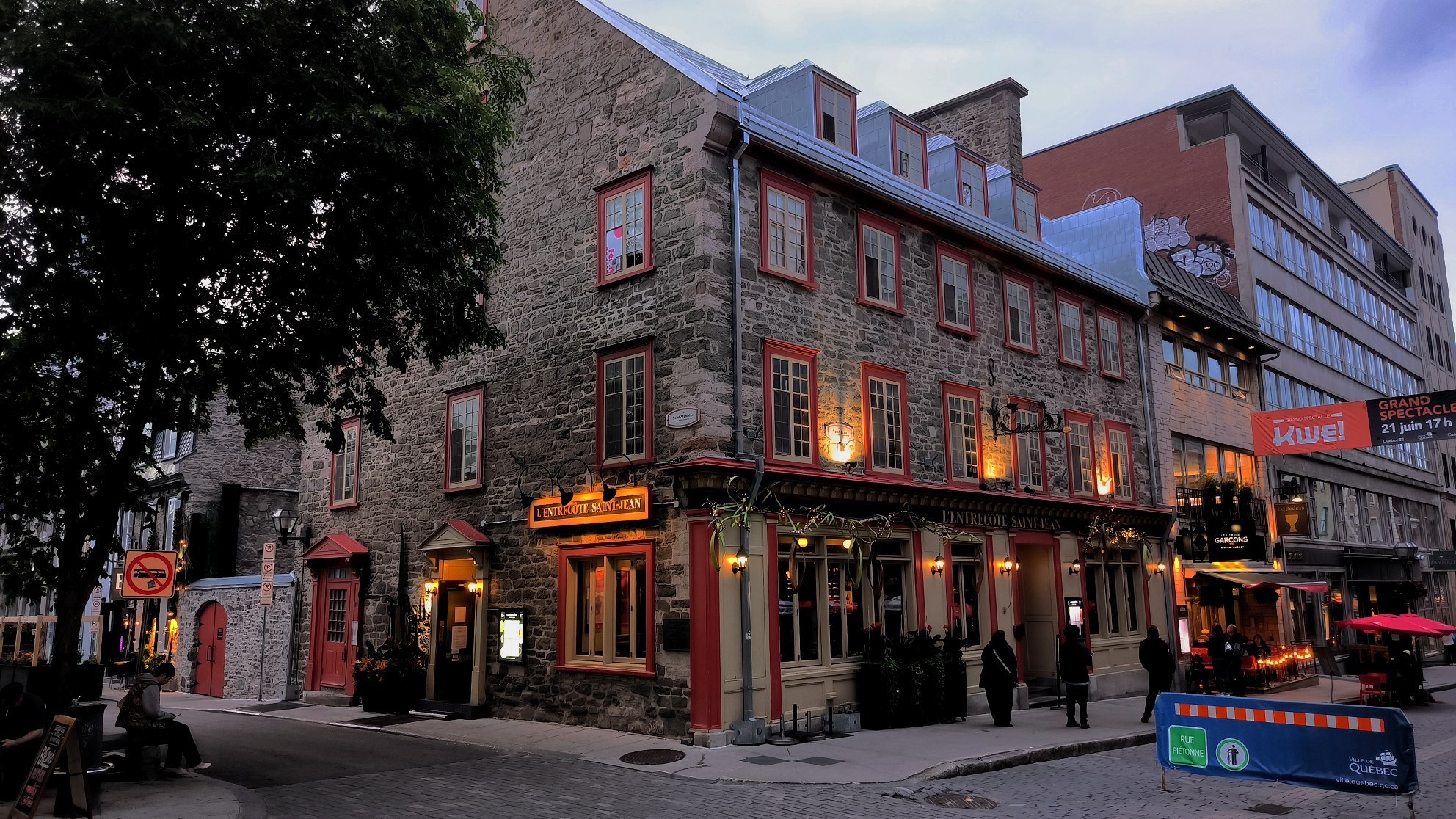 Saint Jean pedestrian street, one of the oldest in Quebec., media 3