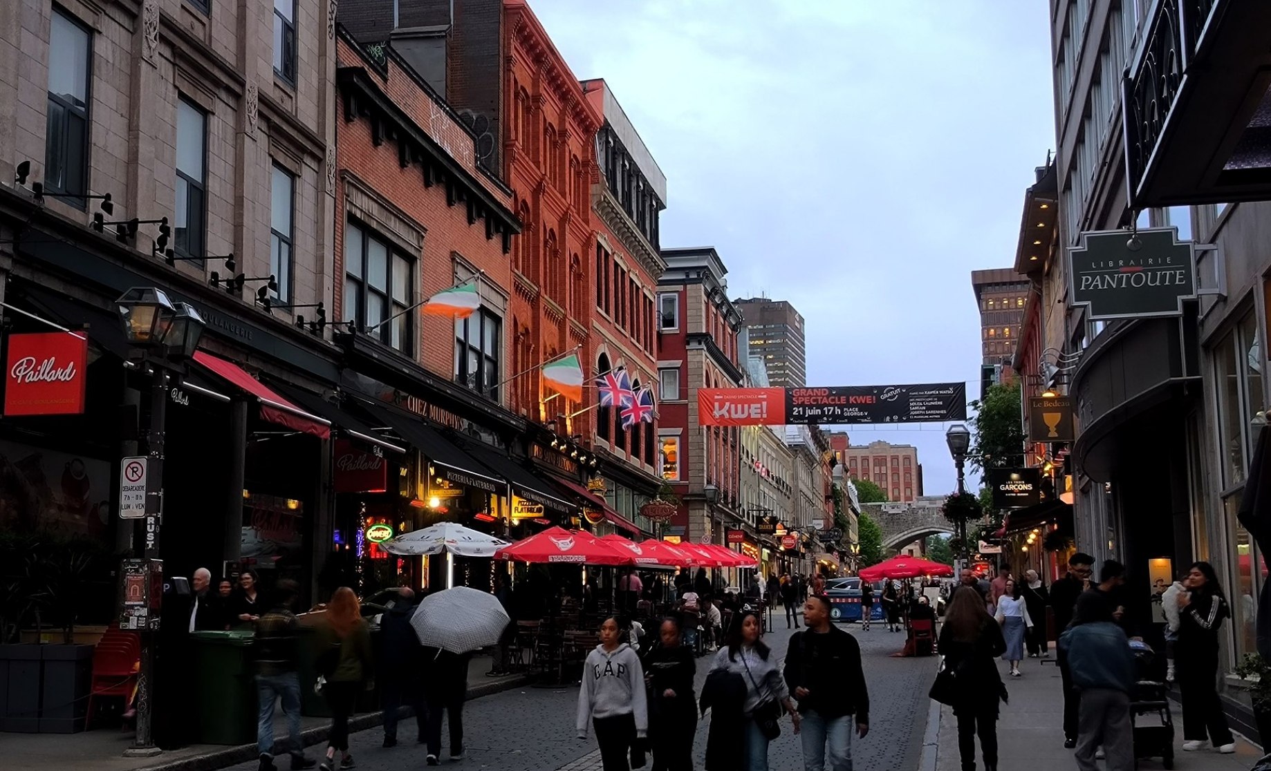Saint Jean pedestrian street, one of the oldest in Quebec., media 5