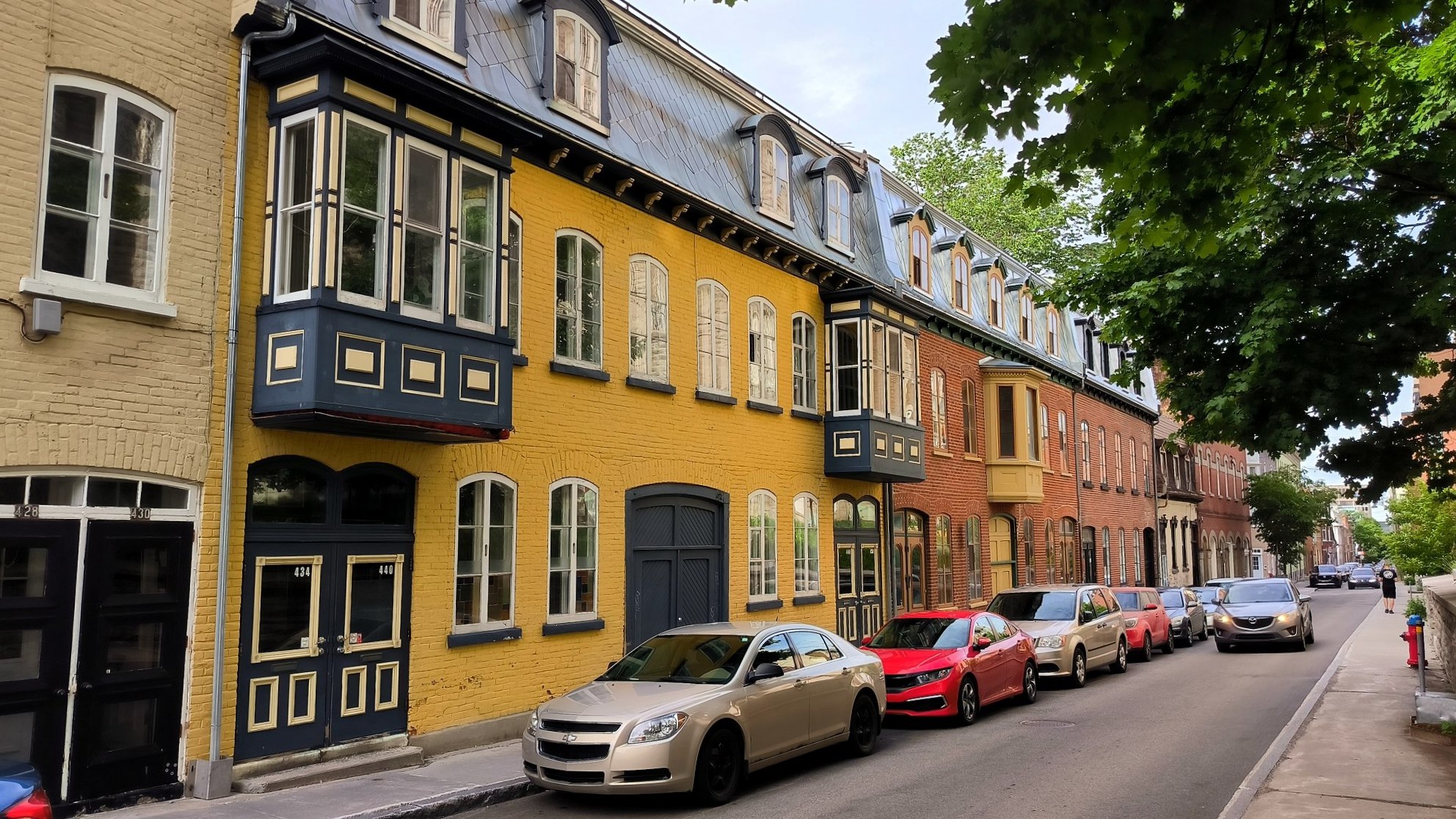 But Quebec doesn't end at the walls of the Old City!, media 8