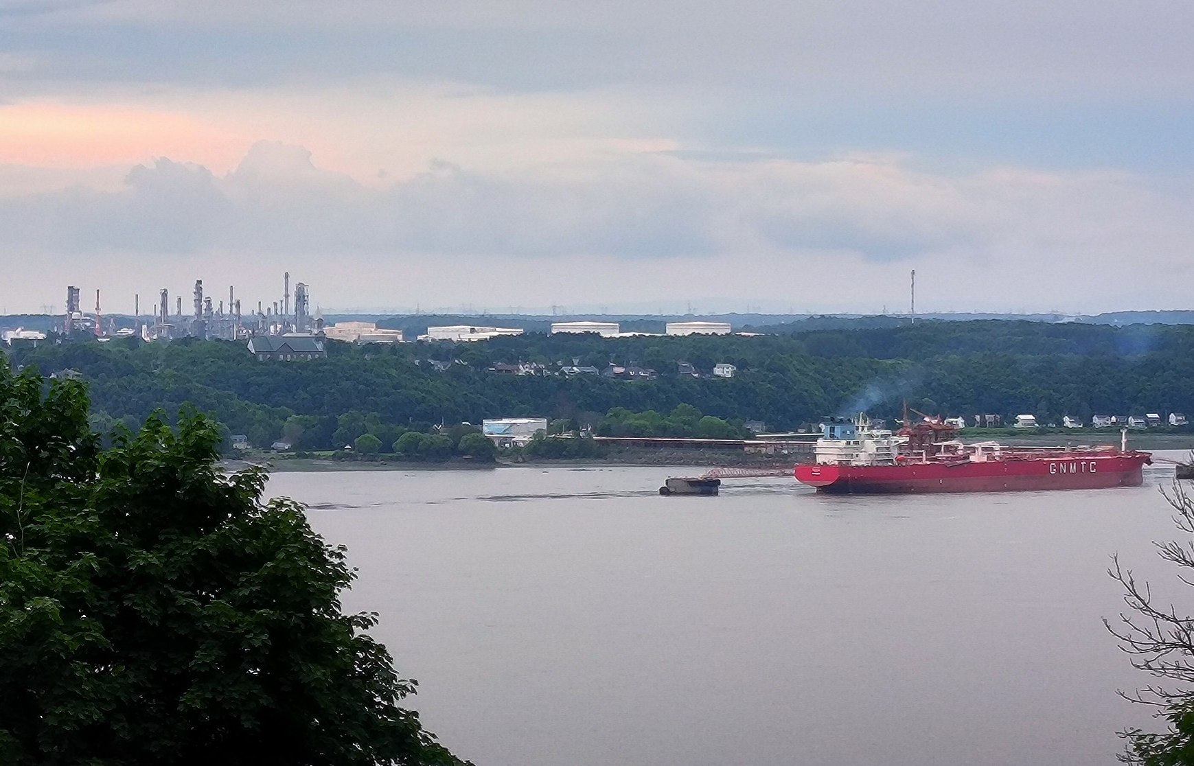 In Quebec, there is the oldest port in Canada, which, even during the colonial era, was…, media 3