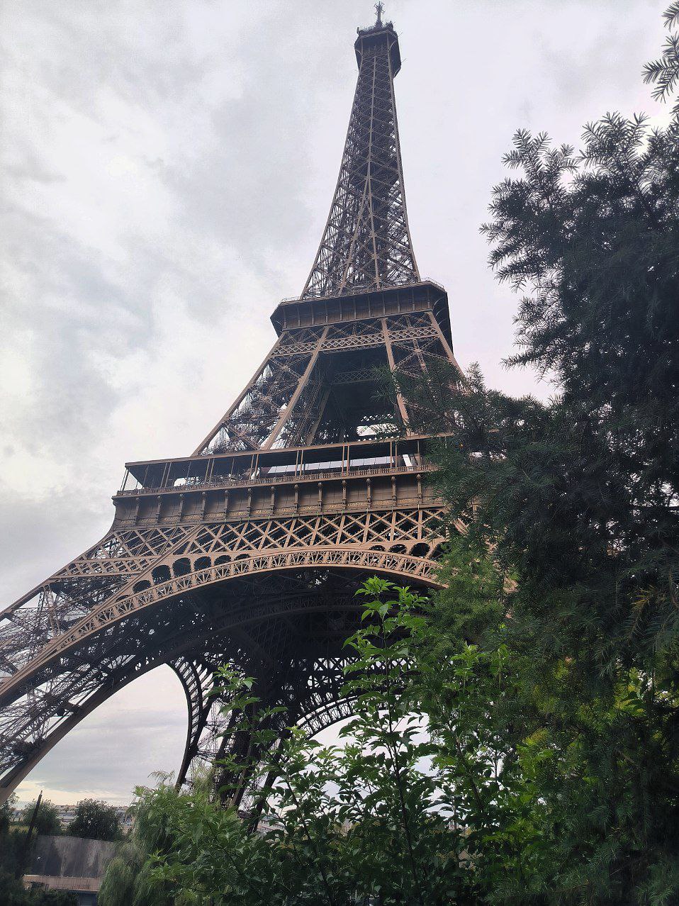 #Paris, media 4