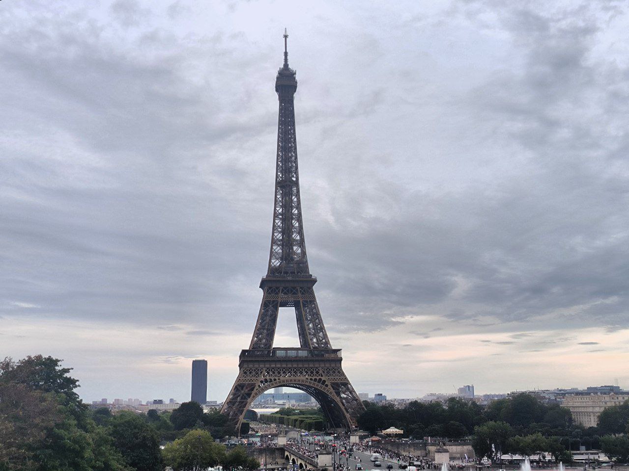 #Paris, media 7